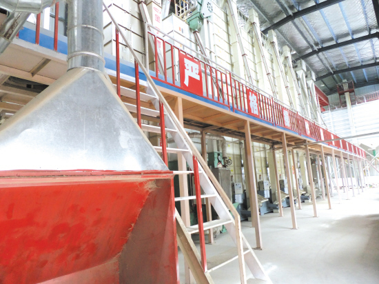 　現(xiàn)代化的烘干設(shè)備。黃媛媛 攝.jpg